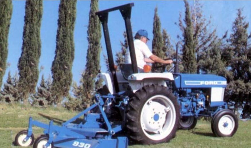 Ford Shibaura 1310 Traktor mit Mulcher (Quelle: CNH)