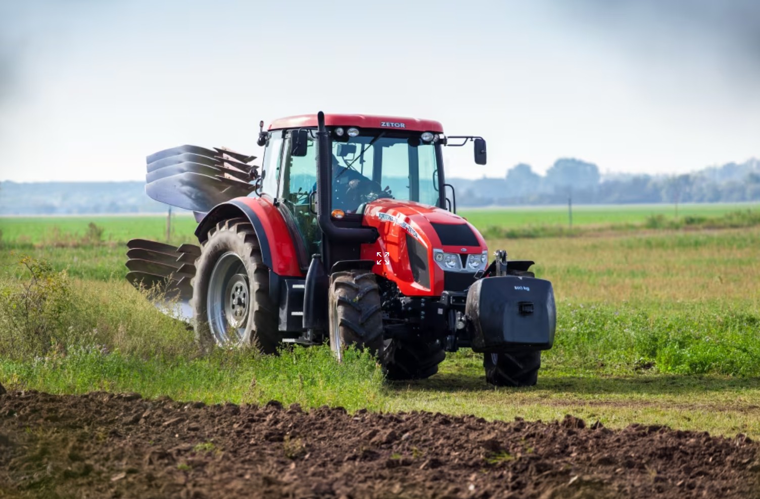 Zetor Forterra 140 HSX Traktor (Quelle: )