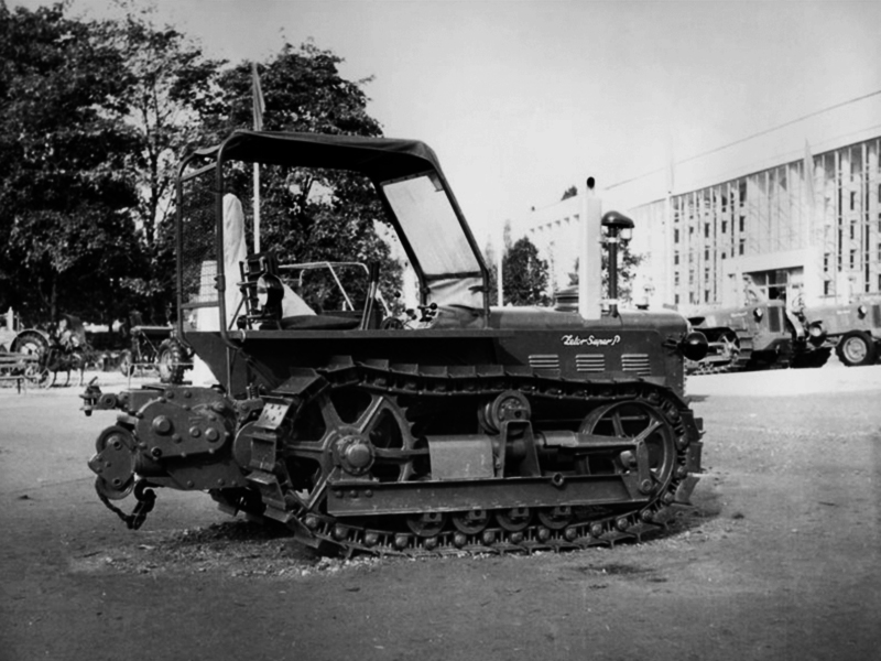 Zetor Super P Raupentraktor (Quelle: Zetor)