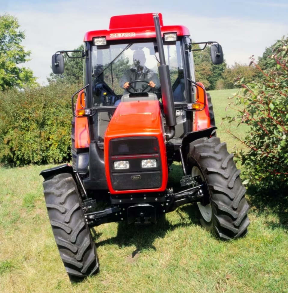 Zetor 9641 Traktor (Quelle: Hersteller)
