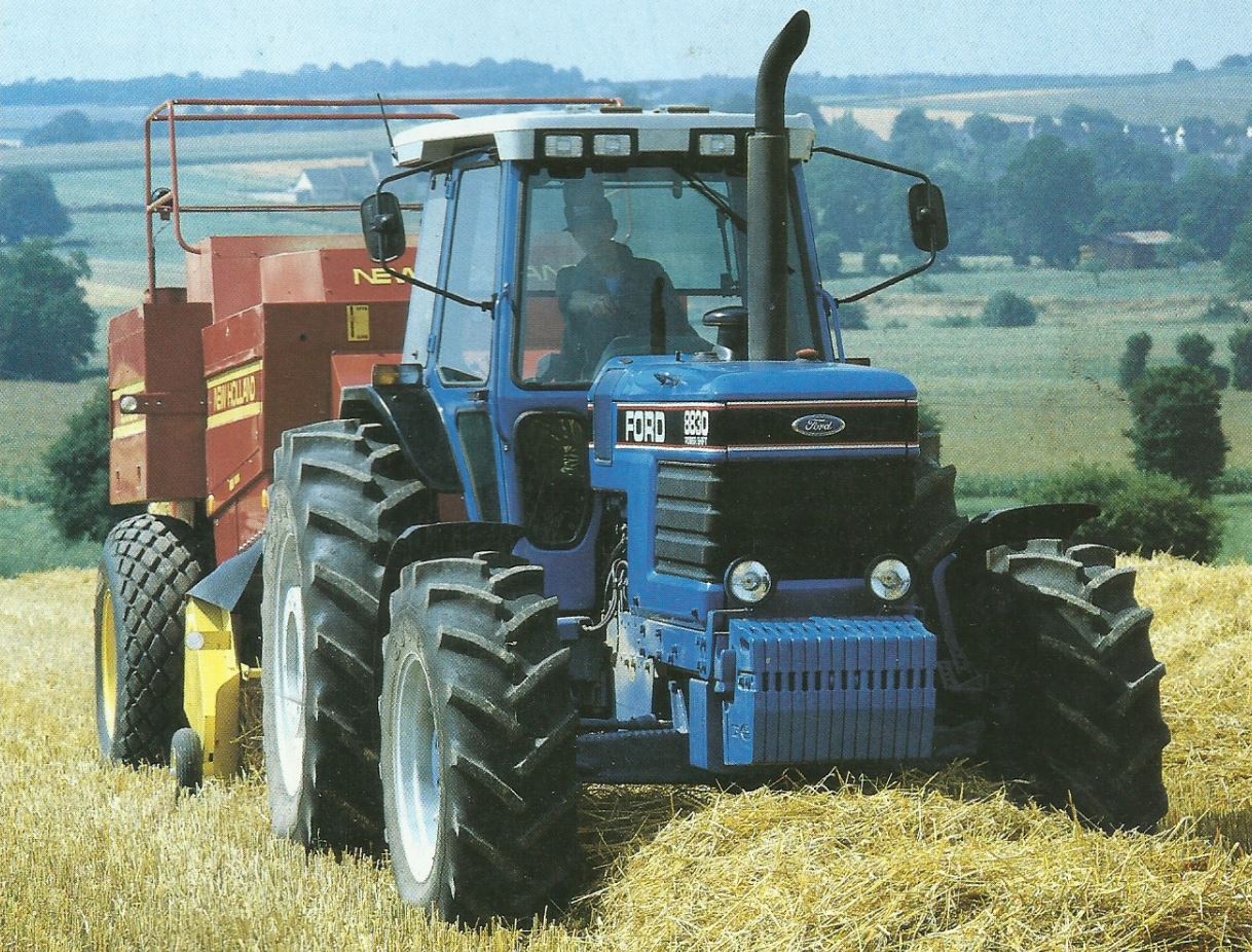 Ford 8830 Traktor (Quelle: CNH)