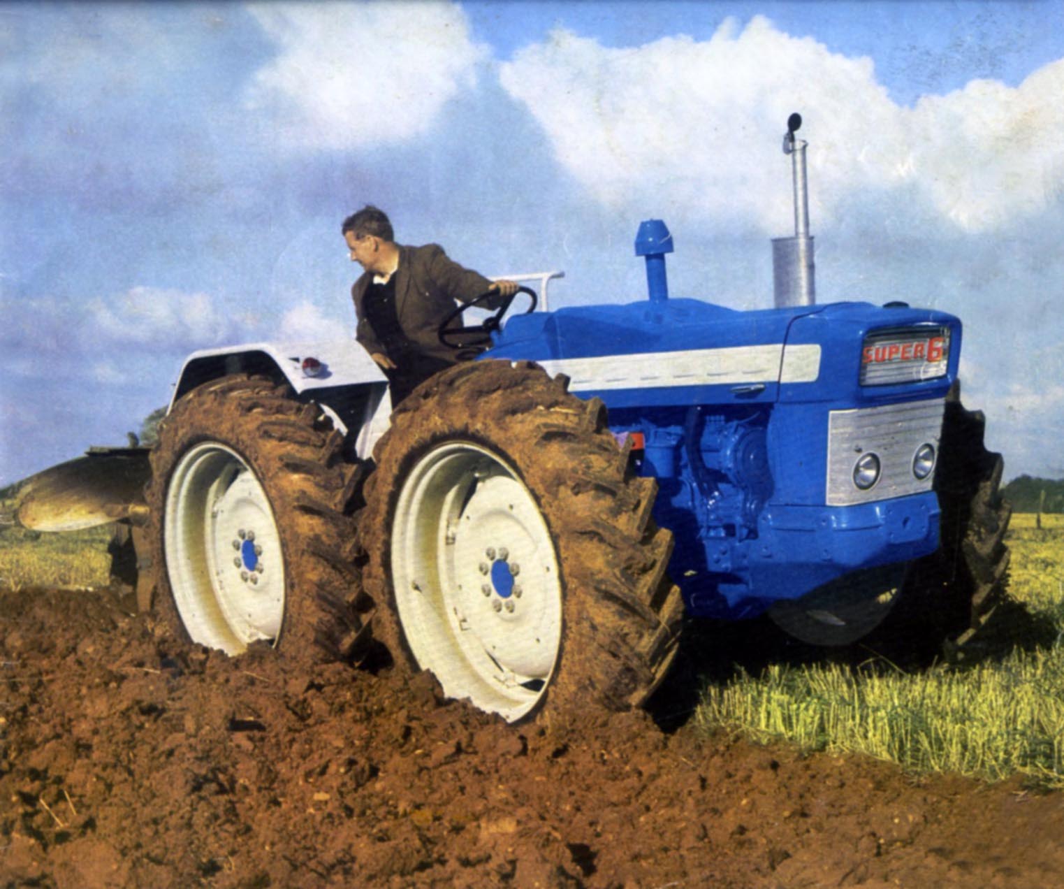 Ford County 954 (Super 6) Allradtraktor (Quelle: CNH)