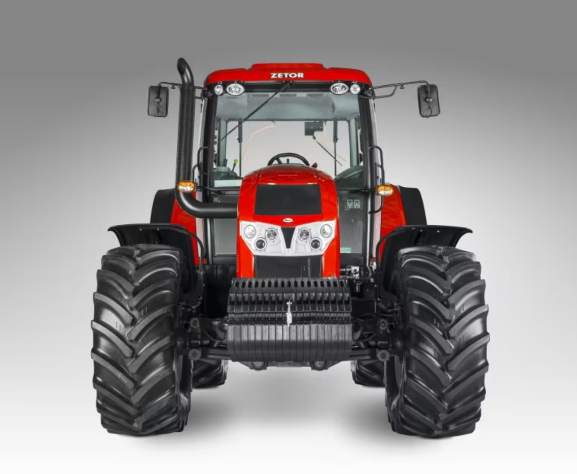 Zetor Forterra 150 HD Traktor (Quelle: Hersteller)
