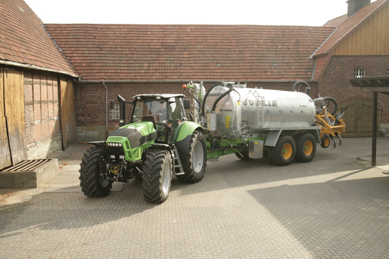 Deutz-Fahr Agrotron TTV 630 Traktor (Quelle: SDF Archiv)