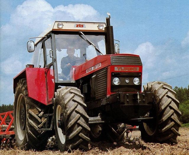 Zetor 16145 Traktor (Quelle: Hersteller)