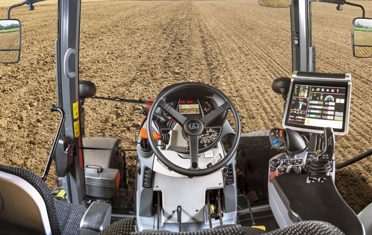 Kubota M7002 Traktor Kabine (Quelle: Kubota)