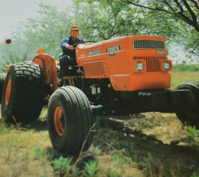 Kubota M4500 Kompakttraktor (Quelle: Kubota)