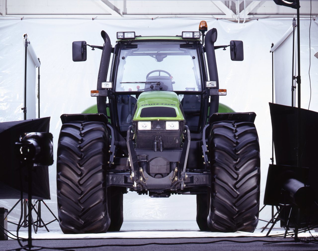 Deutz-Fahr Agrotron 200 MK2 Großtraktor (Quelle: SDF Archiv)