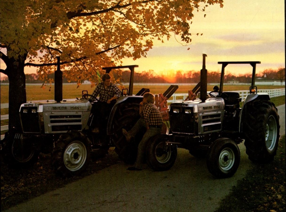 WHITE Field Boss 2-45 und 2-62 Traktoren (Quelle: AGCO)