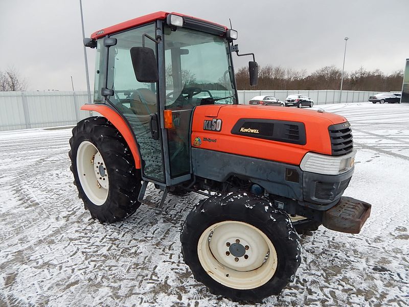 Kubota KL50 Traktor (Quelle: Facebook)