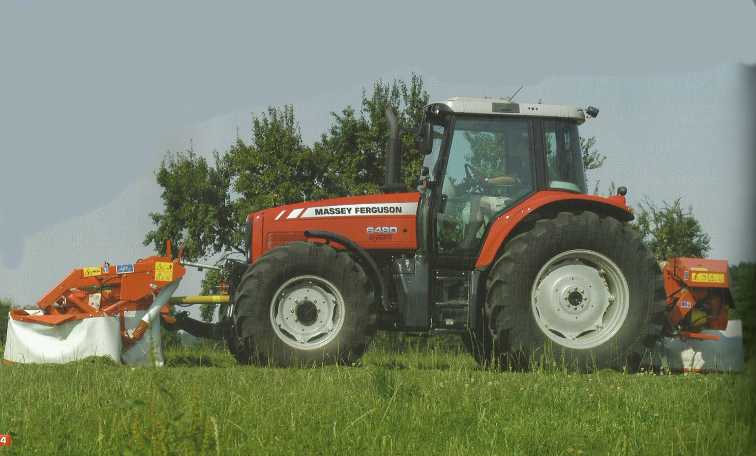Massey Ferguson 6480 Dyna6 Allradtraktor (Quelle: AGCO)