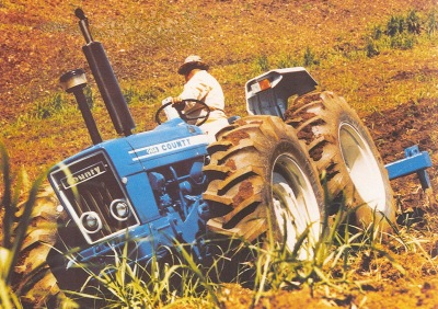 Ford County 764 Allradtraktor (Quelle: CNH)