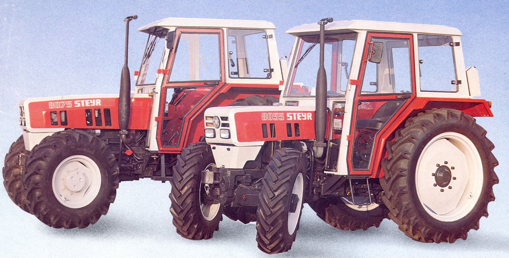 Steyr 8055 und 8075 Allradtraktoren (Quelle: CNH)