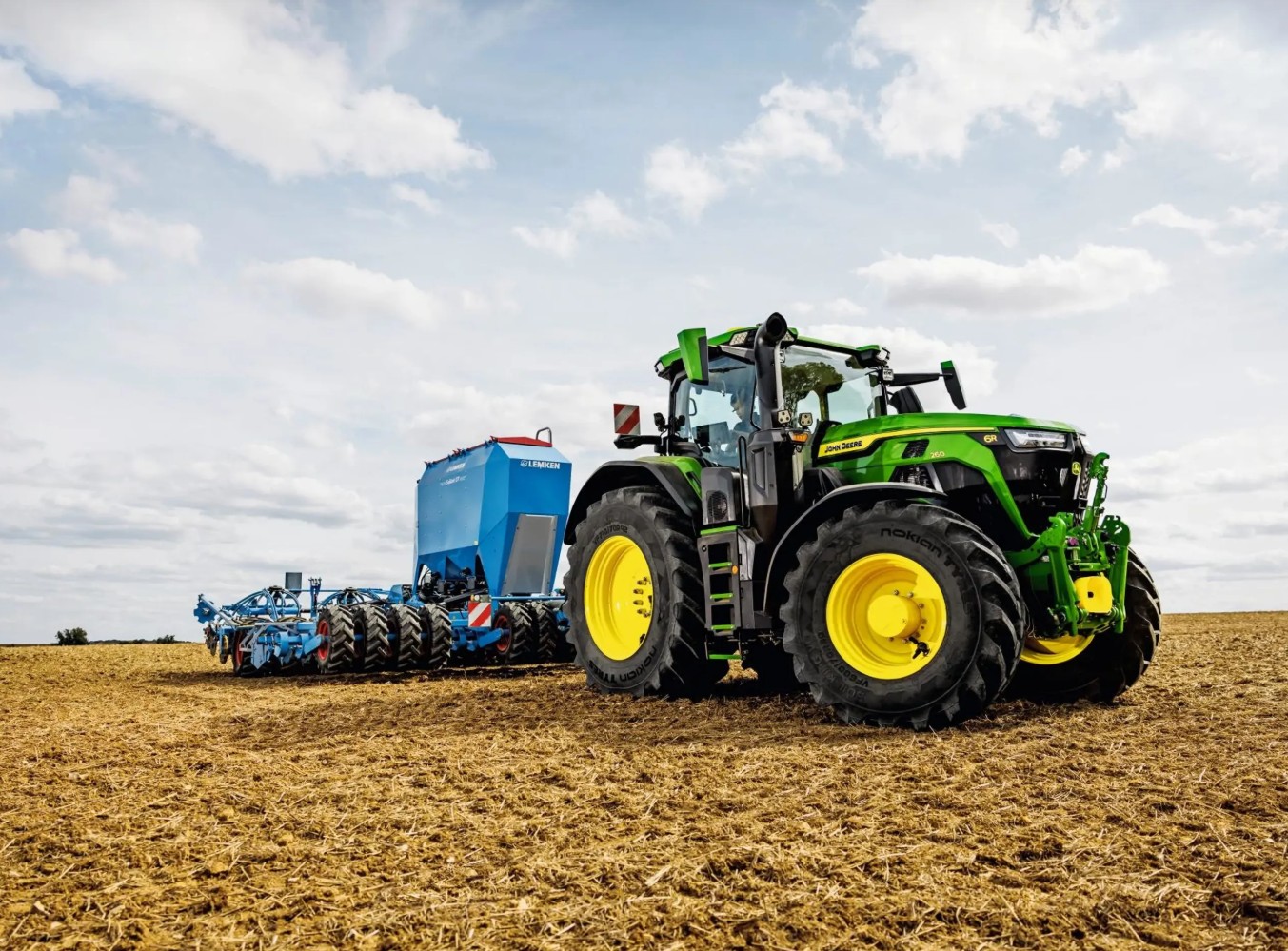 John Deere 6R Traktor MY 2027 (Quelle: Hersteller)