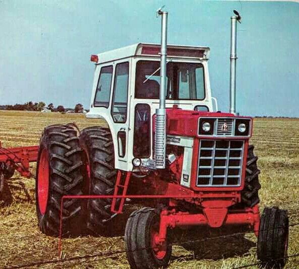 IHC Farmall 1468 Traktor mit V8 Motor (Quelle: Hersteller)