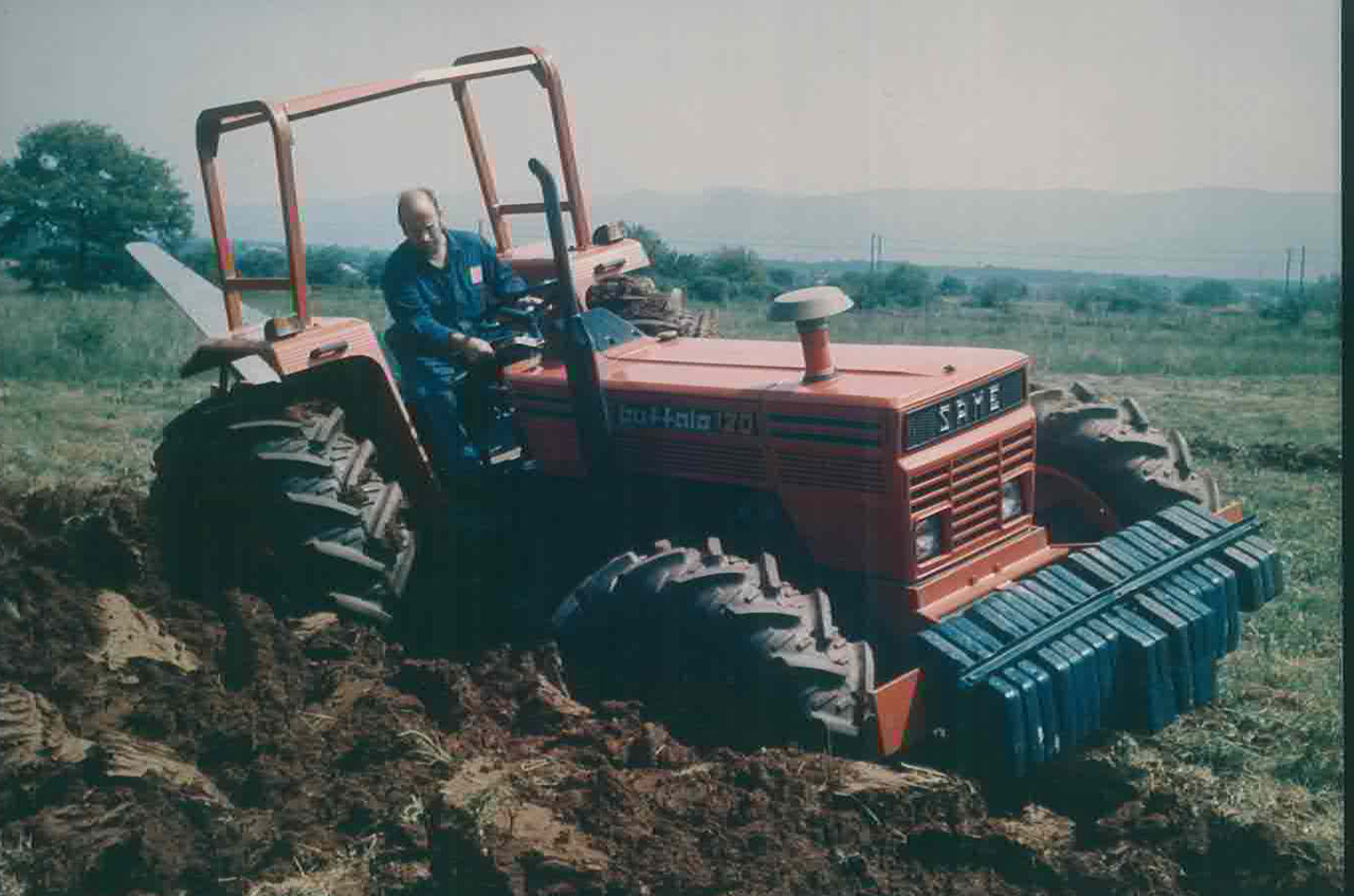 SAME Buffalo 120 Allradtraktor (Quelle: SDF Archiv)