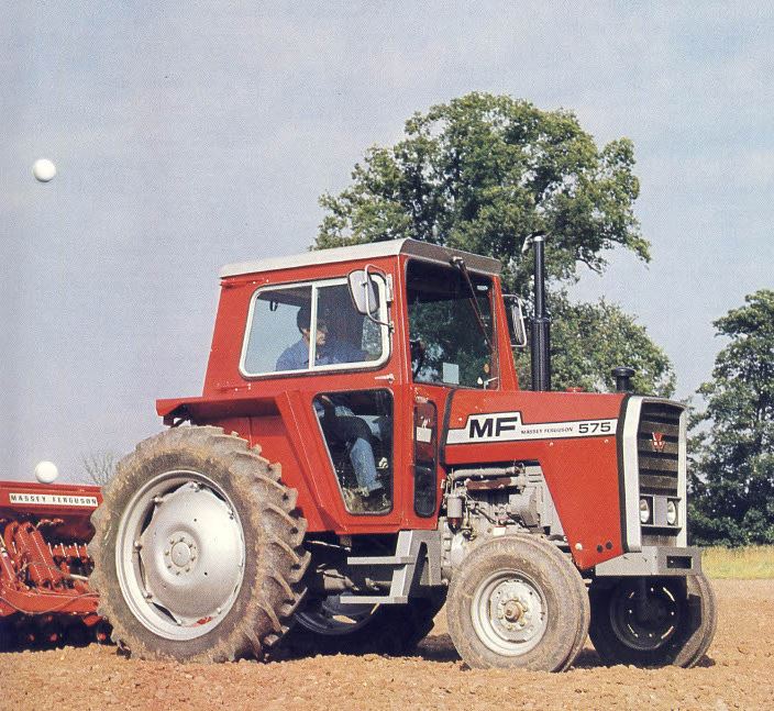 Massey Ferguson 575 Traktor (Quelle: AGCO)