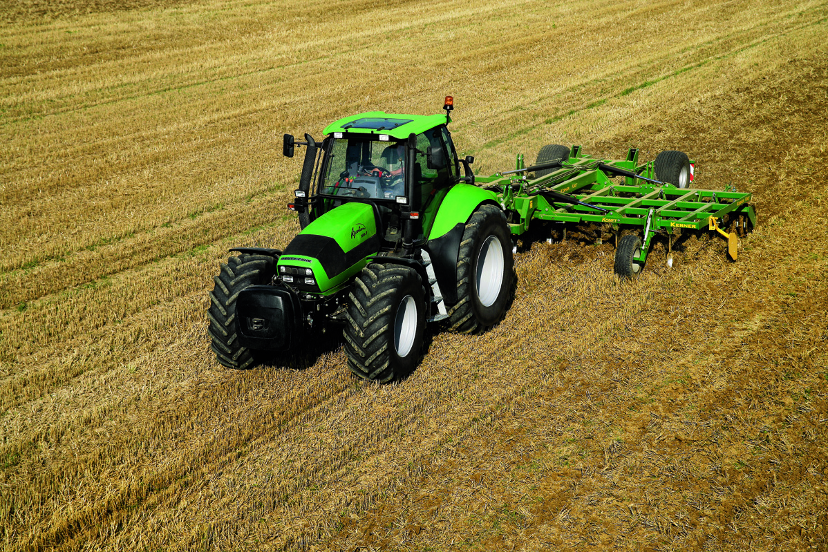 Deutz-Fahr Agrotron 180.7 Traktor (Quelle: SDF Archiv)