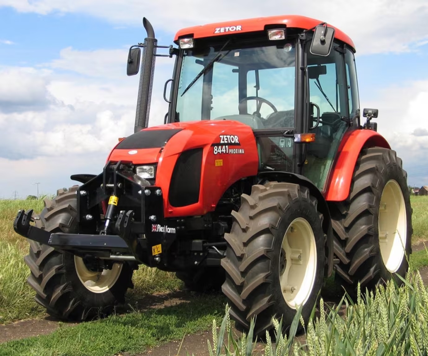 Zetor Proxima 8441 Traktor (Quelle: Hersteller)