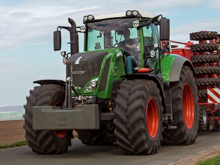 Fendt 828 Vario Traktor (Quelle: Hersteller)