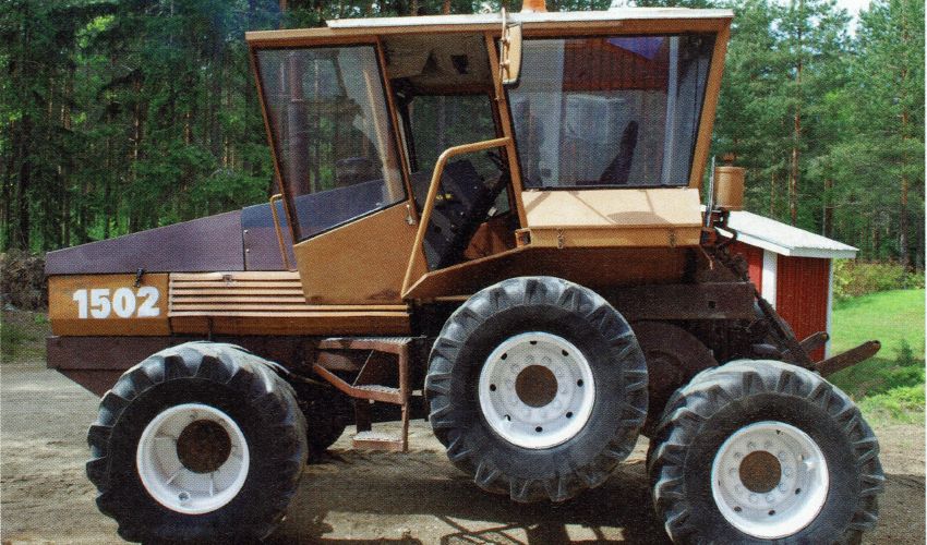 Valmet 1502 Traktor mit drei Achsen (Quelle: Hersteller)