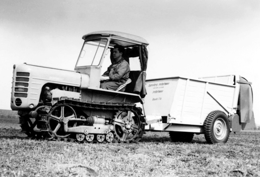 Zetor 2023 Kettentraktor UR1 Serie (Quelle: Zetor)