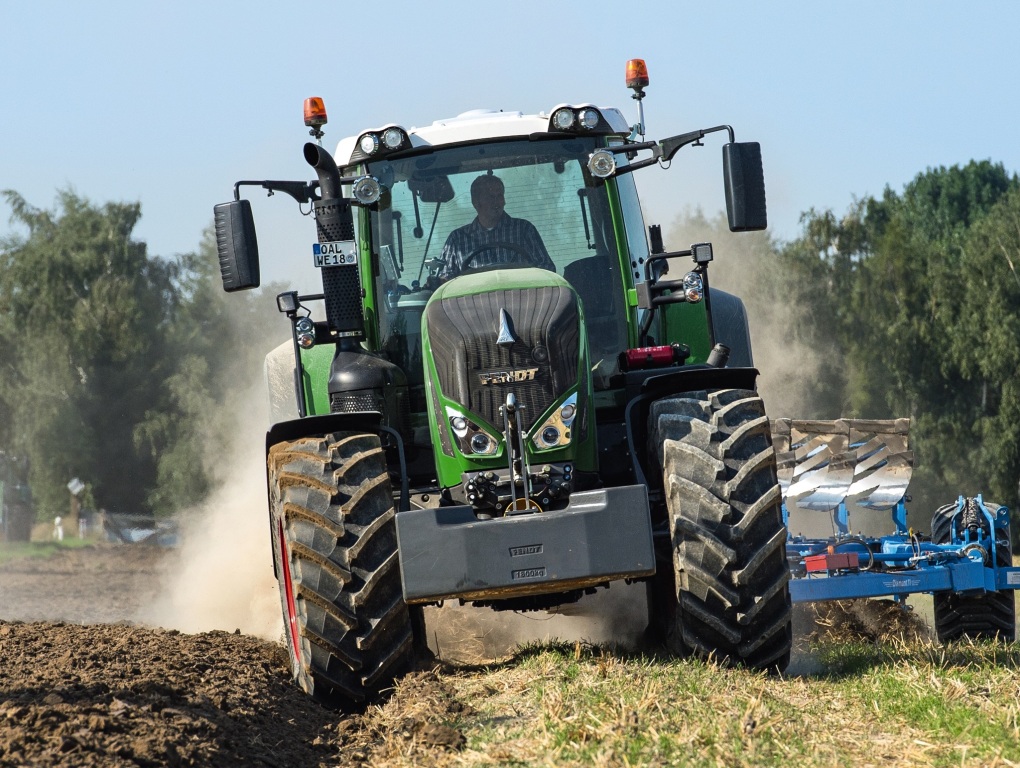 Fendt 828 Vario Traktor (Quelle: Hersteller)