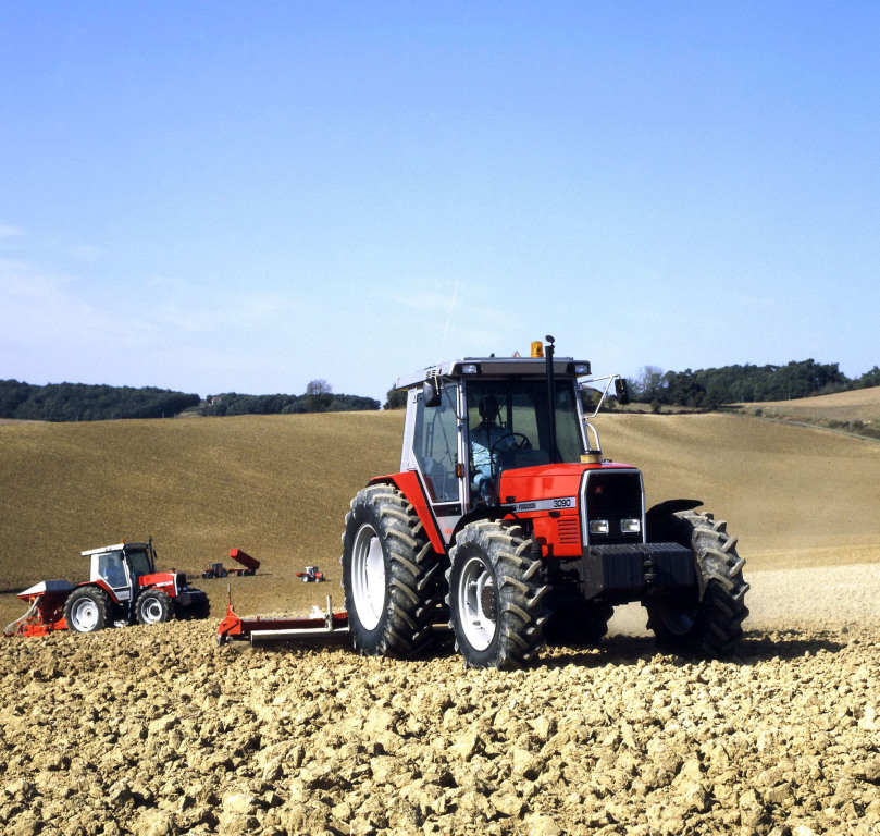 Massey Ferguson 3080 & 3090 Traktoren (Quelle: AGCO)