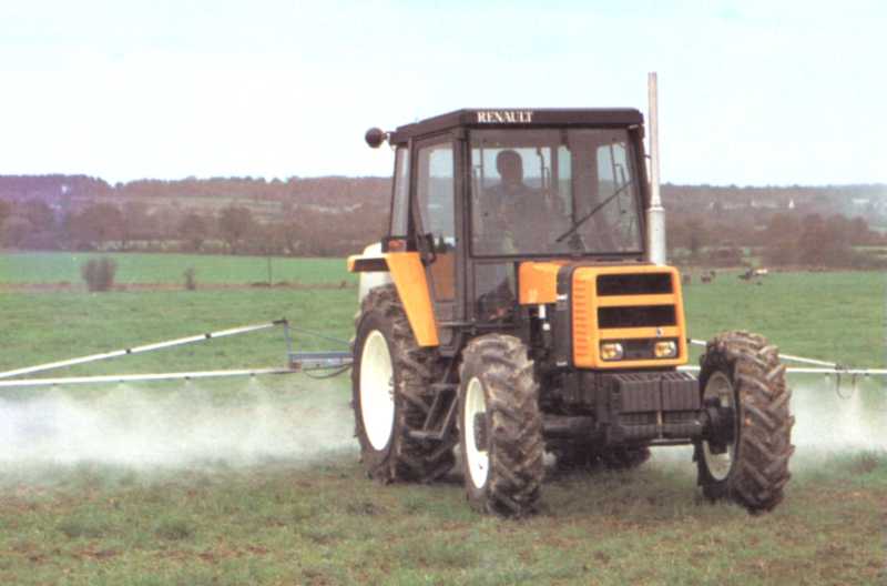 Renault 95-14 RS16 Traktor (Quelle: Claas)