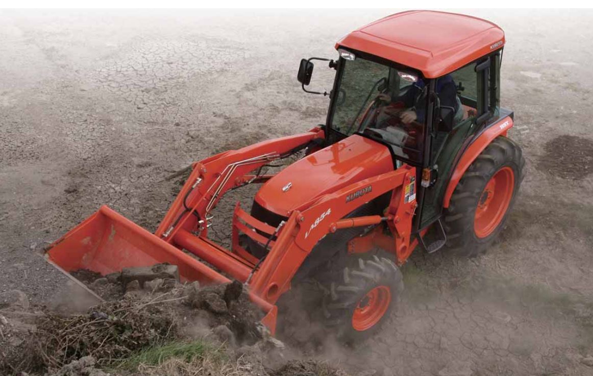 Kubota L5040 Kompakttraktor mit Allrad und Frontlader (Quelle: Kubota)