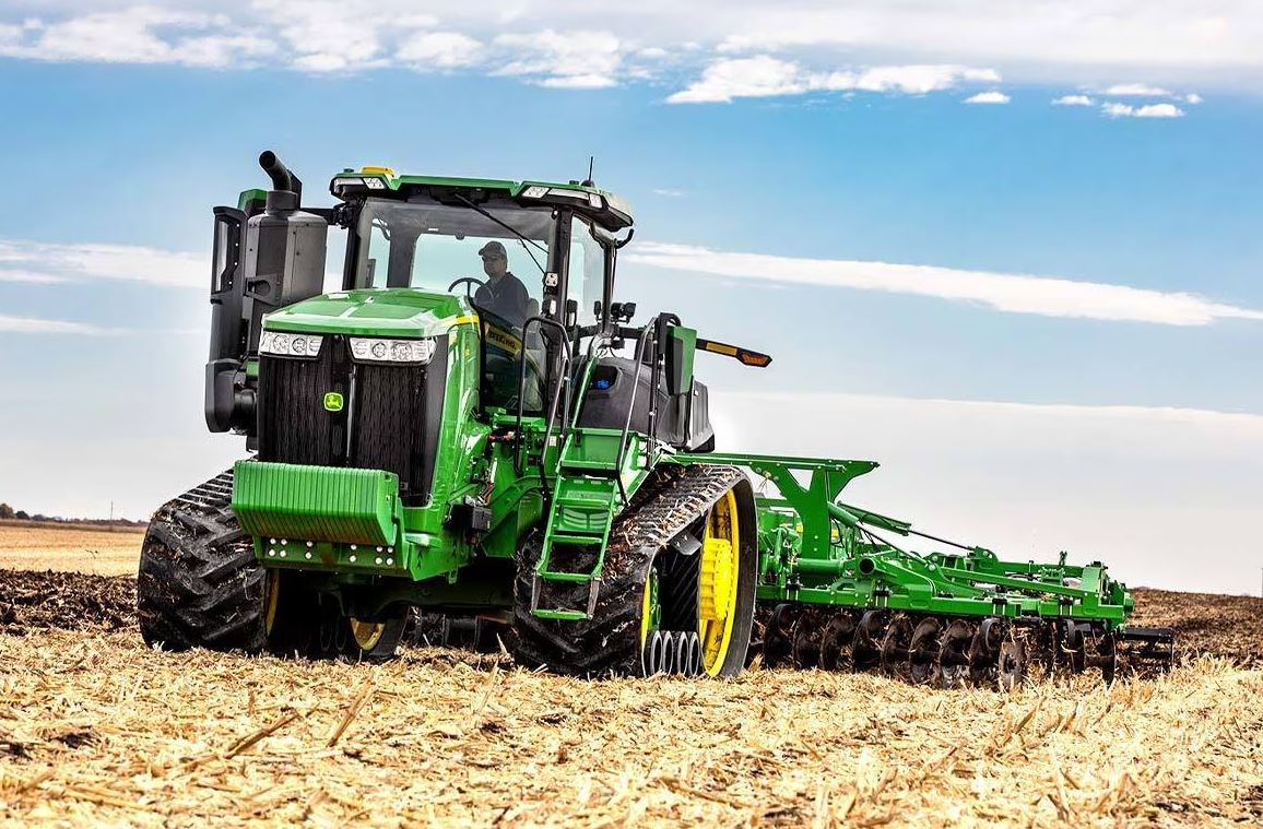 John Deere 9RT 570 Raupentraktor (Quelle: John Deere)