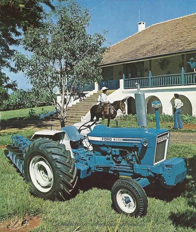 Ford 6600 Traktor mit Überrollbügel(Quelle: CNH)