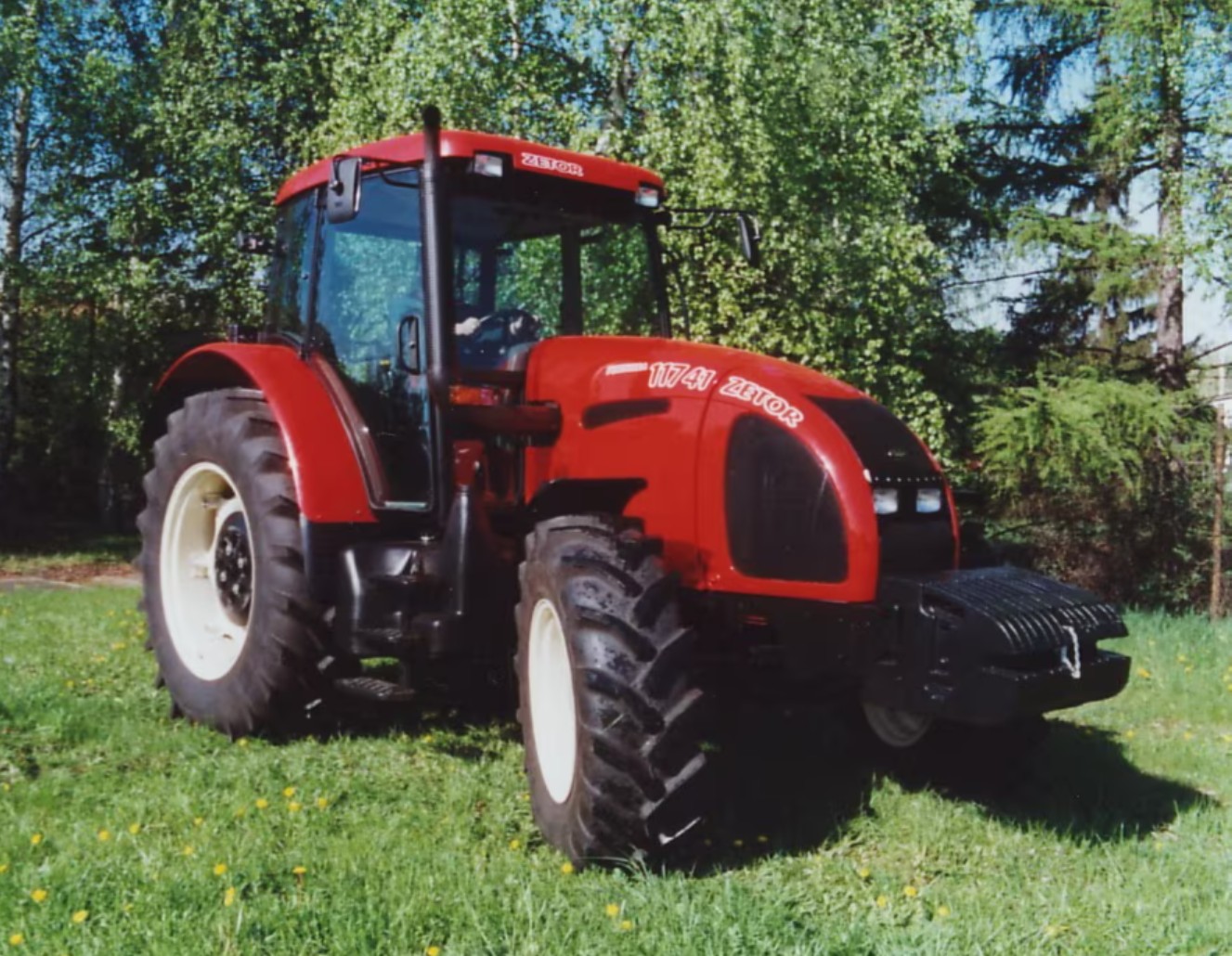 Zetor Forterra 11741 Traktor (Quelle: Hersteller)