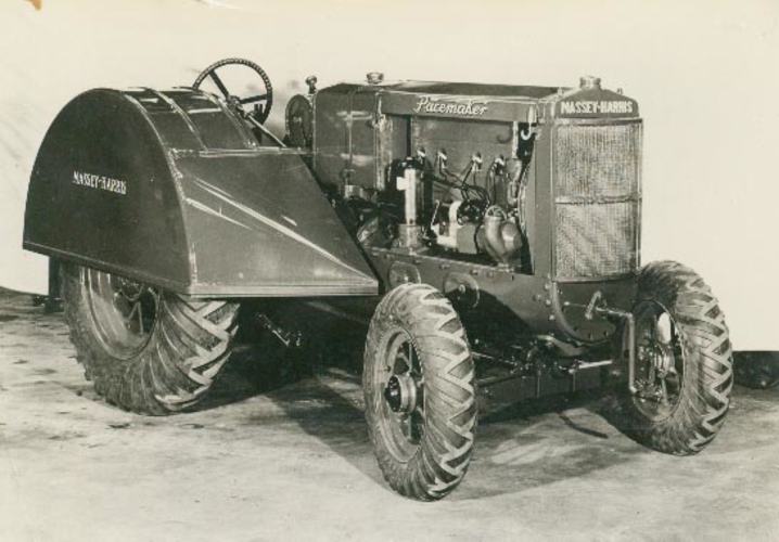 Massey Harris Pacemaker Traktor (Quelle: Hersteller)