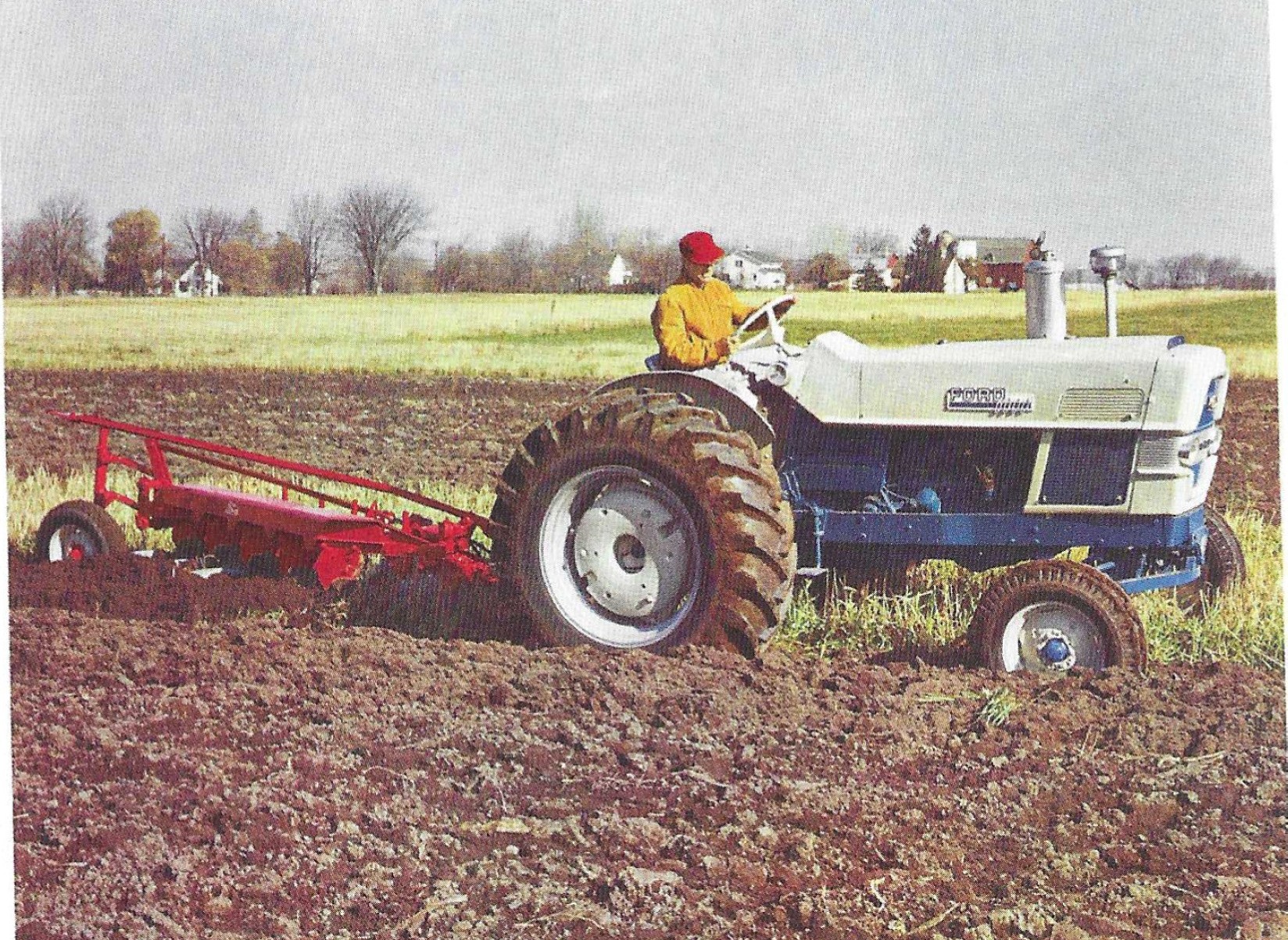 Ford 6000 Traktor in neuer Farbgebung (Quelle: CNH)