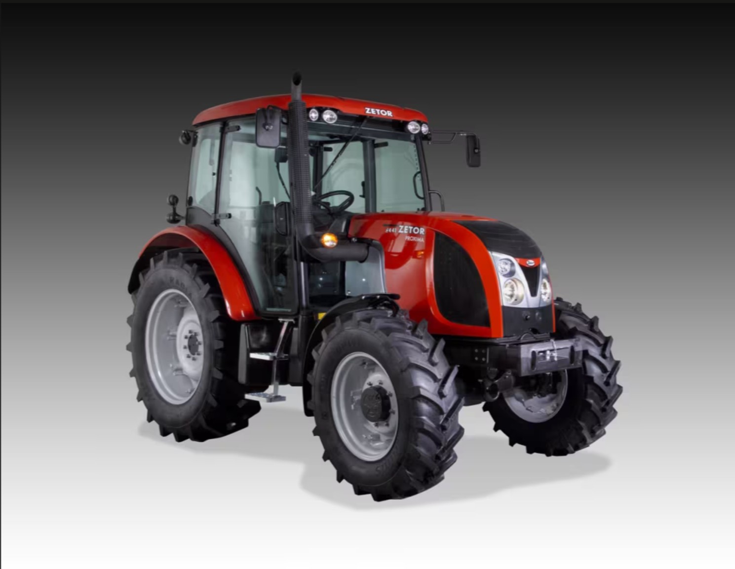 Zetor Proxima 8441 Tier 3 Traktor (Quelle: Hersteller)