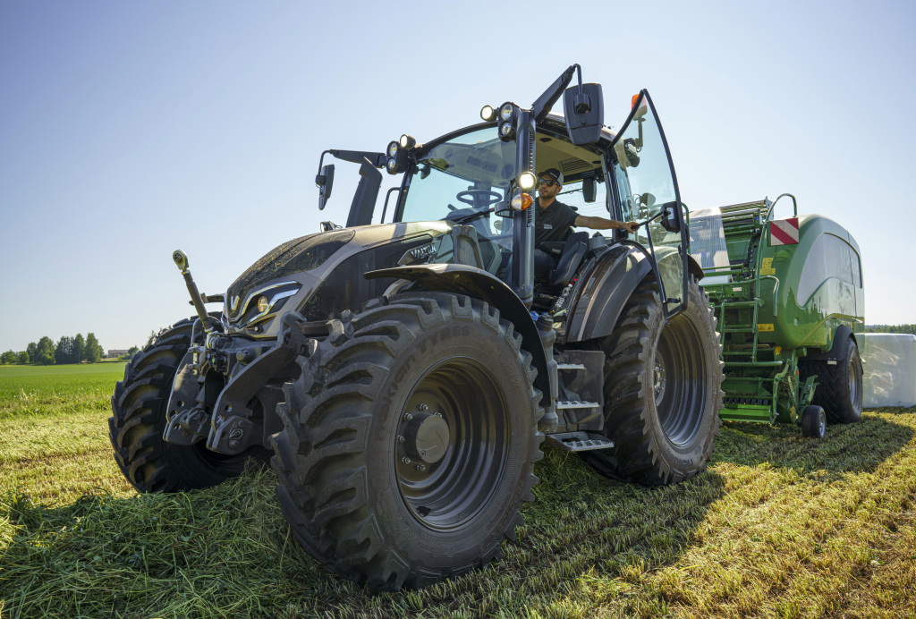 Valtra G135 Traktor (Quelle: Valtra)