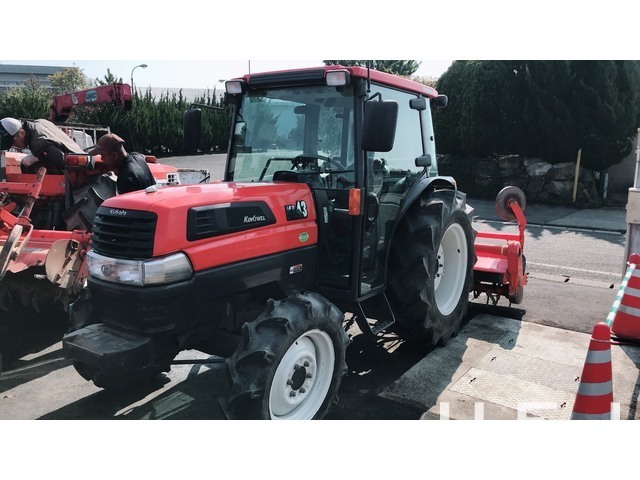 Kubota KL43 Traktor (Quelle: UEJ)
