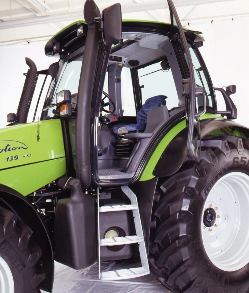 Deutz-Fahr Agrotron 150 MK3 Traktor (Quelle: SDF Archiv)