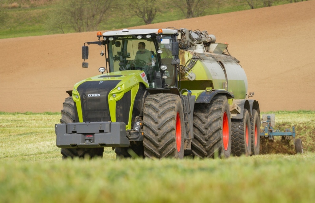 Claas Xerion 4500 Trac (Quelle: Claas)