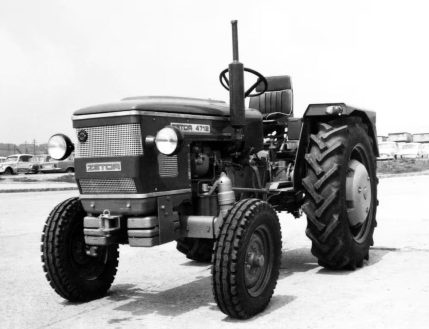 Zetor 4712 Traktor (Quelle: Hersteller)