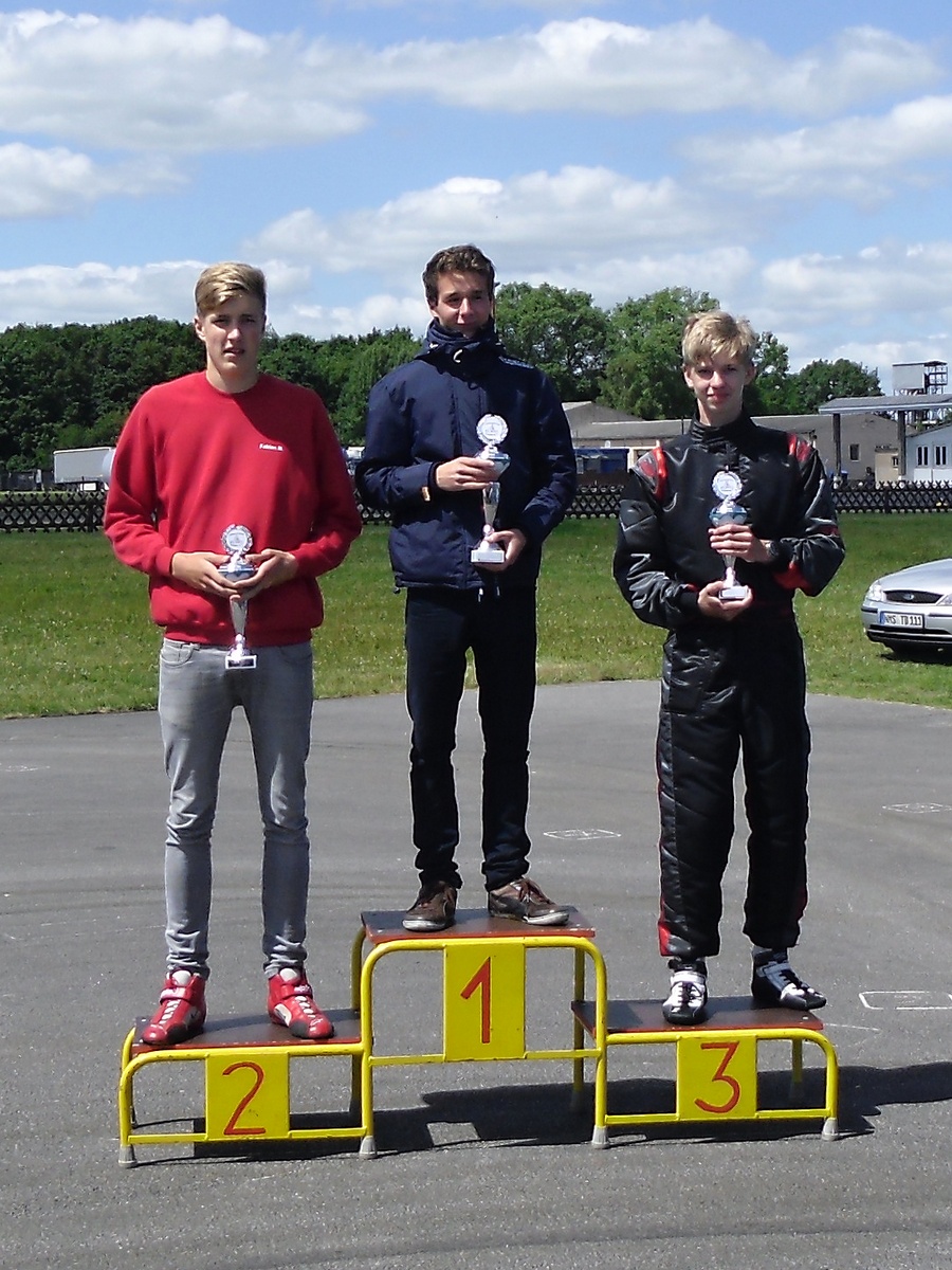 Gute Ergebnisse auch in Klasse 5 mit Fabian Meyer als Zweitem und Nico Föge auf Platz 3 