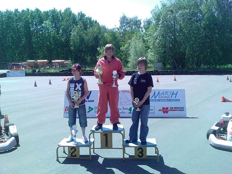 Siegerehrung in Klasse 3 zur Norddeutschen Meisterschaft 2010 in der Region 1: Jonatan Hess vom MSC Land Hadeln wurde Norddeutscher Meister.