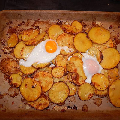 Bratkartoffeln mit Spiegelei