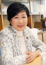 インタビューに答える小池広報本部長=10日、東京の自民党本部