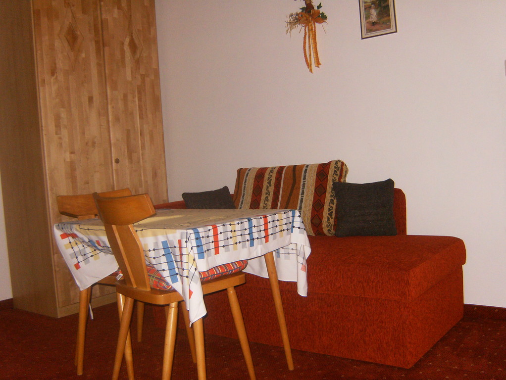 Biohof Haus Wieser, Abtenau,  Doppelzimmer Couch Variante1