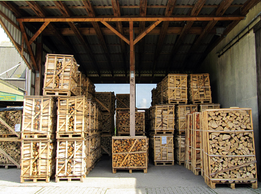 unser Kaminholzlager in Fulkum
