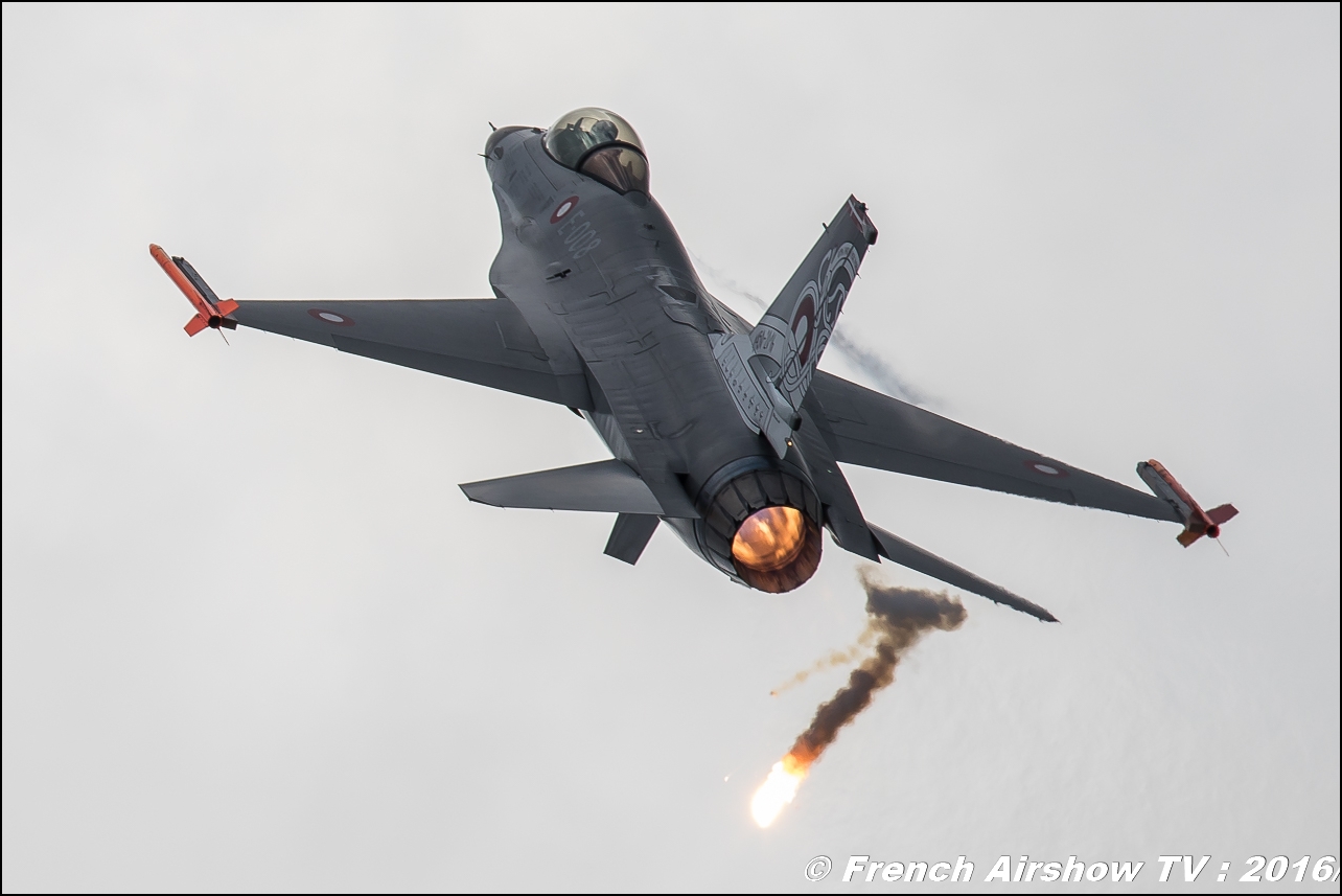 F-16 Solo Display Danish Air Force