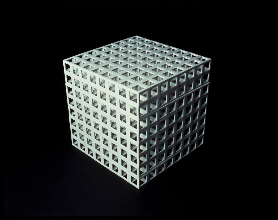 Lattice receptacle‐01, 2001, Porcelain, h.35×w.35×d.35cm 