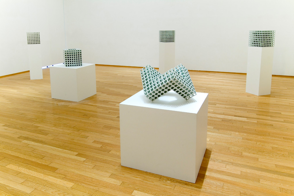 「亀井洋一郎展 Lattice Receptacle」アートコートギャラリー 2006